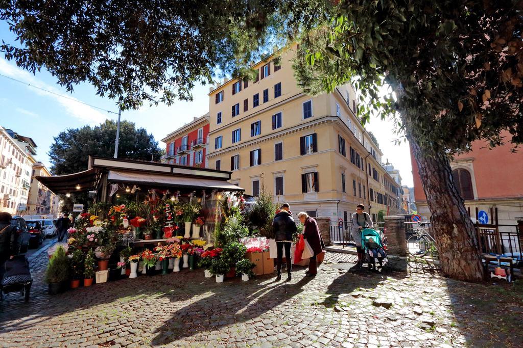 Piazza Capponi Apartment โรม ภายนอก รูปภาพ