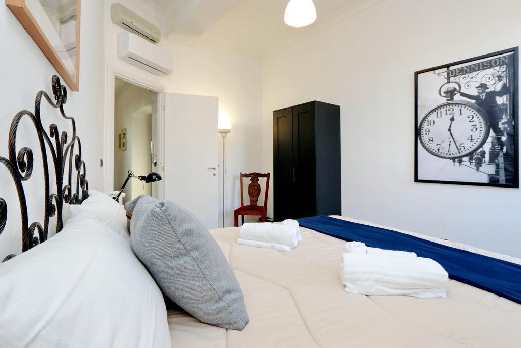 Piazza Capponi Apartment โรม ภายนอก รูปภาพ